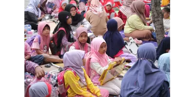 Lomba Mewarnai Antar TK